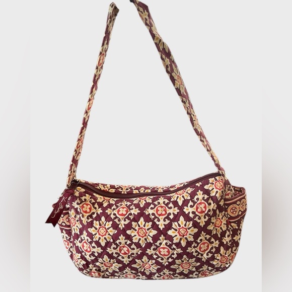 Vera Bradley Handbags - Vera Bradley Molly Small Shoulder Bag Retired Medallion Pattern